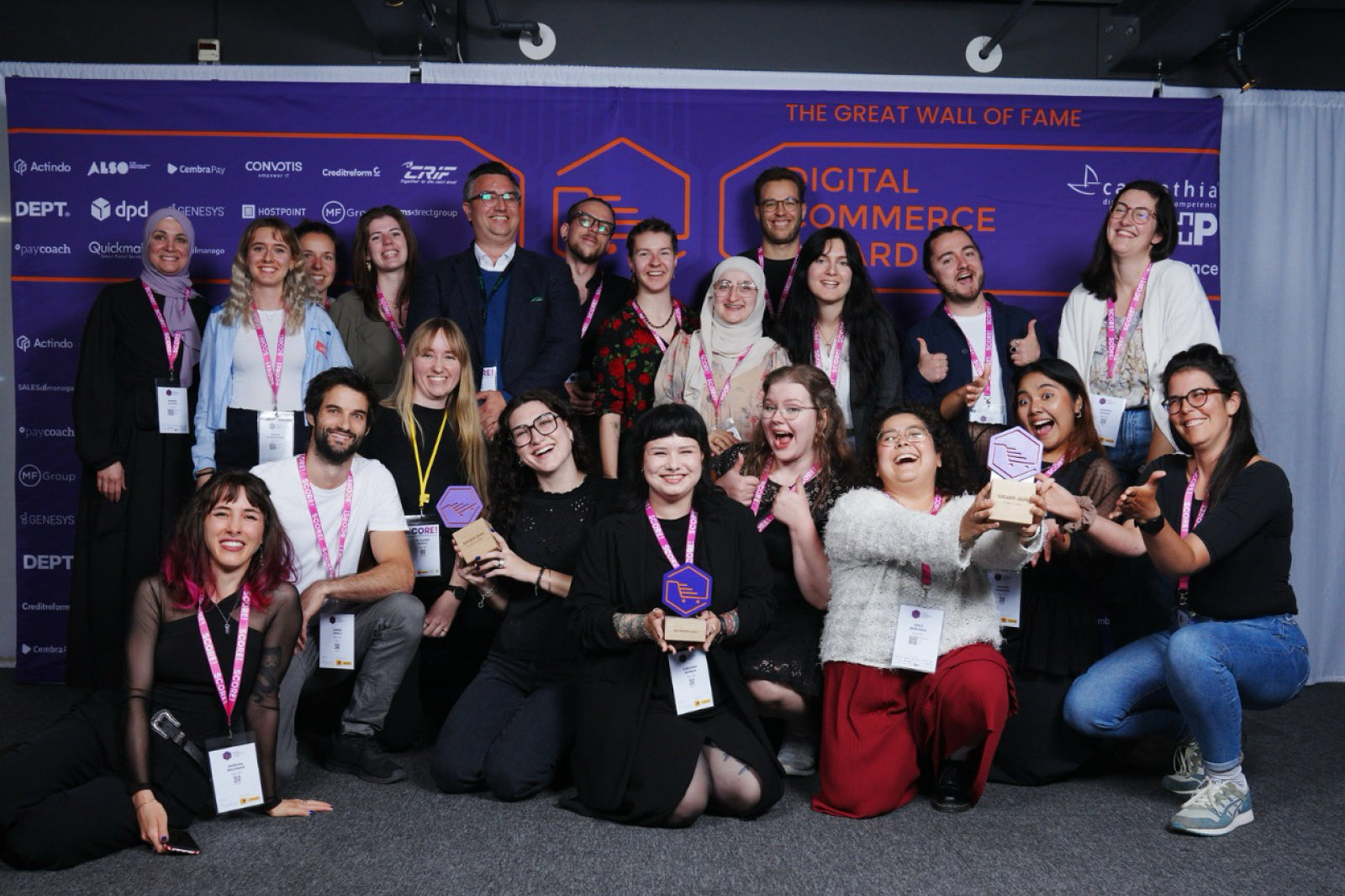 Siegerfoto vom feey-Team am Digital Commerce Award 2024